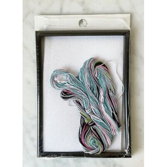 Janlynn Kitty Litter Counted Cross Stitch Kit Piece of Your Mind w/5" x 7" Frame - Picture 3 of 3